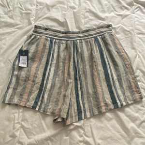 Universal Threads Striped Flowy Shorts w/ Pockets